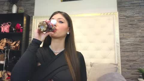 Gabriela online show from 4, 3, 2025