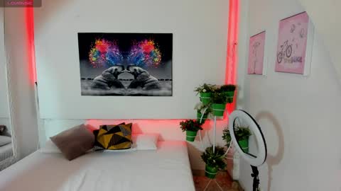 rosi_cooper online show from 25, 2, 2025