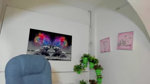 rosi_cooper online show from 4, 11, 2025