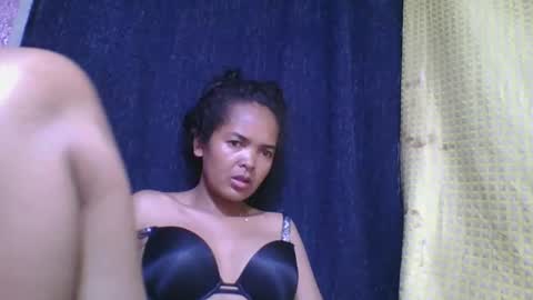 rosia685234 online show from 8, 10, 2025