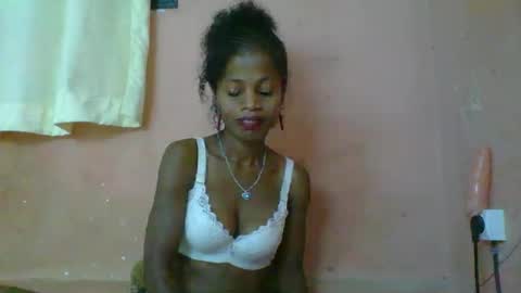 rosia online show from 8, 3, 2025