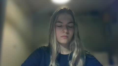 Snapshot of rosie_june chatting on 12, 12, 2024 Rosie online show from 12, 12, 2024