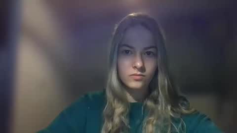 Snapshot of rosie_june chatting on 11, 3, 2025 Rosie online show from 11, 3, 2025