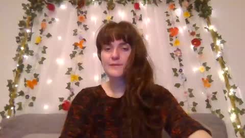 Snapshot of rosie_woods chatting on 13, 10, 2025 rosie_woods online show from 13, 10, 2025