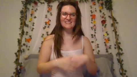 Snapshot of rosie_woods chatting on 12, 11, 2025 rosie_woods online show from 12, 11, 2025