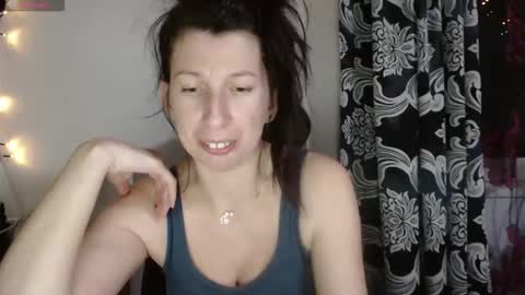 RosieHayes online show from 13, 12, 2025