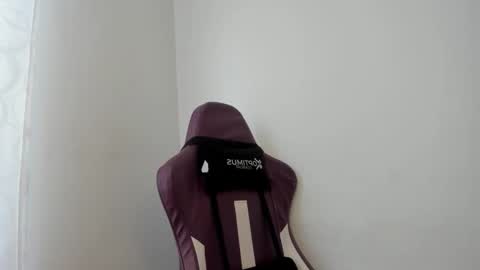 ROSSE DEMOND  online show from 24, 4, 2026