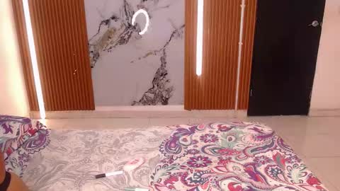 Snapshot of rosselyn_ chatting on 20, 12, 2025 Rossi Hill online show from 20, 12, 2025