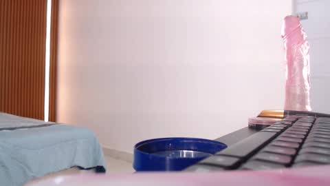 Rossi Hill online show from 6, 3, 2026