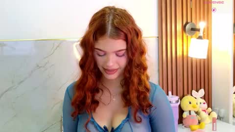 Snapshot of rossi_purple chatting on 9, 11, 2025 ANAHI online show from 9, 11, 2025