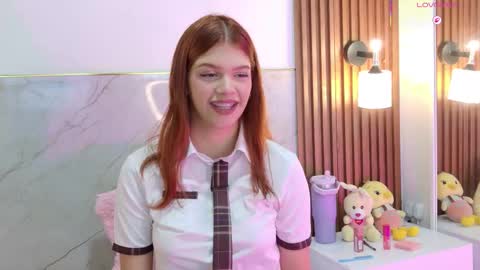 Snapshot of rossi_purple chatting on 30, 11, 2025 ANAHI online show from 30, 11, 2025