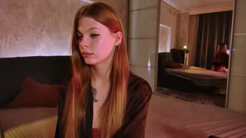 rosy_black_ online show from 25, 10, 2025