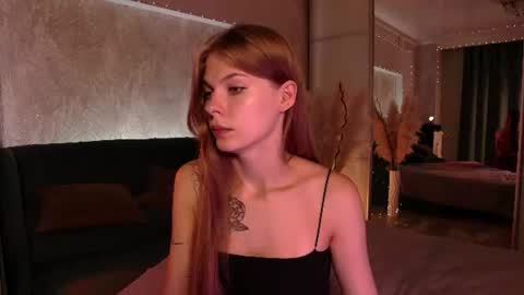rosy_black_ online show from 25, 6, 2026
