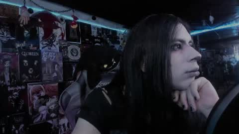 Snapshot of rotten_dreams chatting on 8, 10, 2025 rot online show from 8, 10, 2025