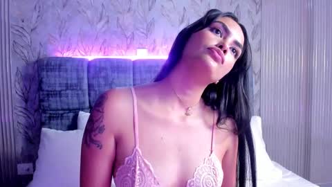  R O S E   L I A  online show from 4, 3, 2026