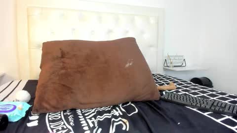 Snapshot of rouse_sexy_hotxx77 chatting on 2, 11, 2025 rouse_sexy_hotxx77 online show from 2, 11, 2025