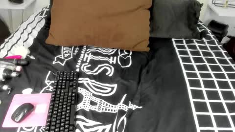 Snapshot of rouse_sexy_hotxx77 chatting on 29, 11, 2025 rouse_sexy_hotxx77 online show from 29, 11, 2025