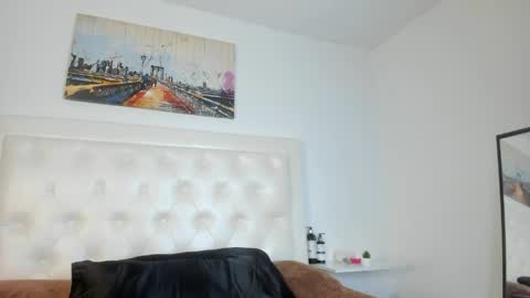 rouse_sexy_hotxx77 online show from 23, 5, 2026