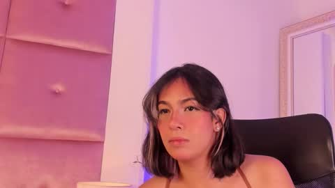 Snapshot of rousewhitte chatting on 8, 2, 2026 rousewhitte online show from 8, 2, 2026