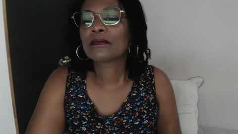 luxa online show from 5, 3, 2025