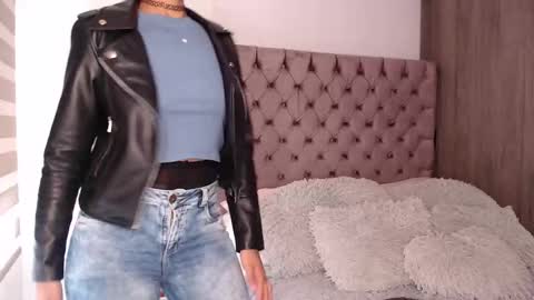 Snapshot of rouss_henao chatting on 17, 10, 2025 Rouss marie henao online show from 17, 10, 2025