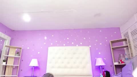 Snapshot of rousse_millers chatting on 19, 12, 2025 Rousse online show from 19, 12, 2025