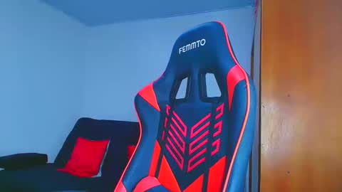 rousse_violet online show from 24, 10, 2025