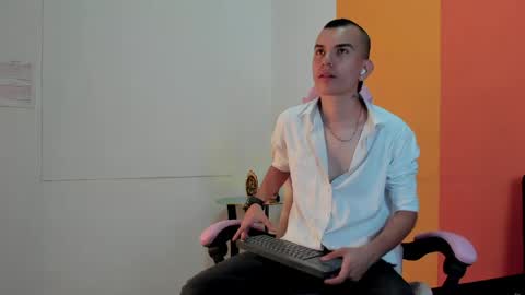 Rowan online show from 19, 4, 2026