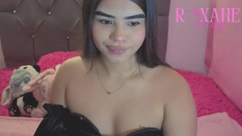 Snapshot of roxane_luxe chatting on 14, 3, 2026 Roxane Luxe. online show from 14, 3, 2026