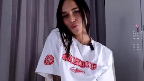 Anna Lokiss online show from 19, 1, 2026