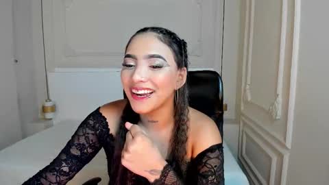 Snapshot of roxanerichie chatting on 25, 11, 2025 roxanerichie online show from 25, 11, 2025