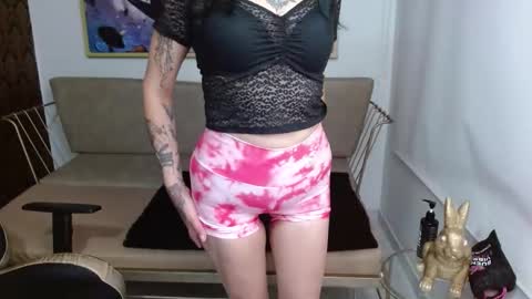 Roxanne online show from 15, 11, 2025