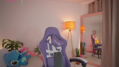  R O X I E  online show from 31, 5, 2026
