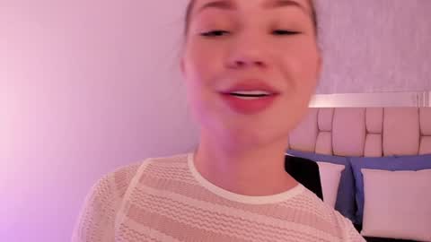 Roxie  online show from 21, 1, 2025