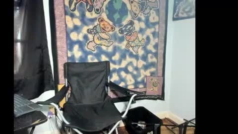 Snapshot of roxihazeleyes chatting on 17, 7, 2026 roxihazeleyes online show from 17, 7, 2026