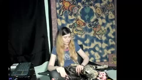 Snapshot of roxihazeleyes chatting on 20, 7, 2026 roxihazeleyes online show from 20, 7, 2026