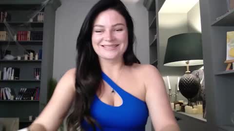 Snapshot of roxxiejet chatting on 19, 11, 2025 roxxiejet online show from 19, 11, 2025