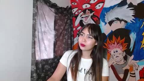 Snapshot of roxyandaron2 chatting on 1, 11, 2025 RoxyAron online show from 1, 11, 2025