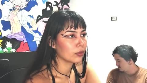 Snapshot of roxyandaron2 chatting on 19, 11, 2025 RoxyAron online show from 19, 11, 2025