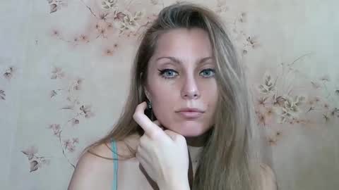 roxyfox18x01 online show from 8, 3, 2026