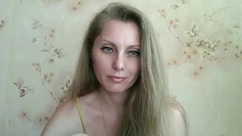 roxyfox18x01 online show from 23, 5, 2026