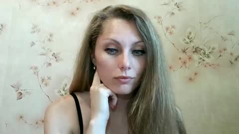 roxyfox18x01 online show from 26, 5, 2026