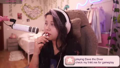 roxysuh online show from 13, 3, 2026