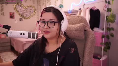 roxysuh online show from 2, 4, 2026