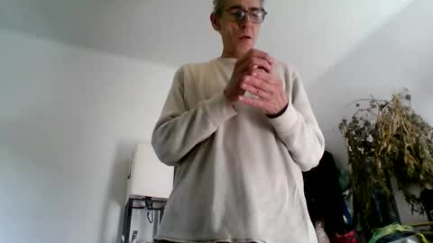 Snapshot of royboy2561 chatting on 15, 12, 2025 Roy Murrin online show from 15, 12, 2025