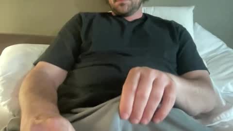 Snapshot of roythegil chatting on 4, 6, 2026 roythegil online show from 4, 6, 2026