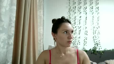 Snapshot of roza05x chatting on 1, 7, 2026 Roza05x online show from 1, 7, 2026