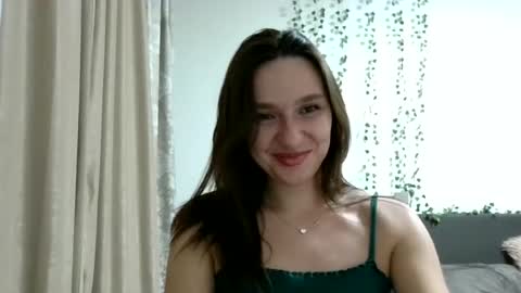 Snapshot of roza05x chatting on 4, 7, 2026 Roza05x online show from 4, 7, 2026