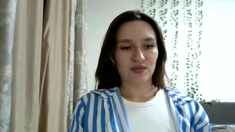 Snapshot of roza05x chatting on 24, 7, 2026 Roza05x online show from 24, 7, 2026