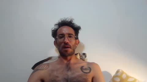 Snapshot of rp117946 chatting on 15, 12, 2024 rp117946 online show from 15, 12, 2024